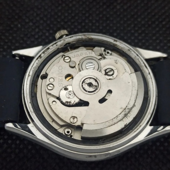 Vintage Automatic 70s Seiko 5 Mens Disney Blue Watch W/ Rubber Strap & Day Date - Picture 9 of 9